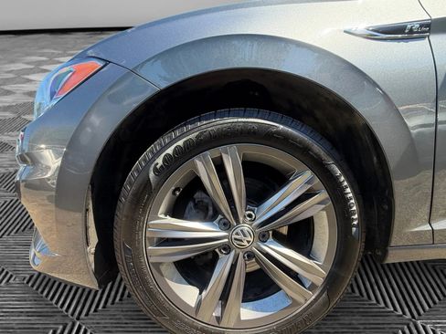 Used 2019 Volkswagen Jetta R-Line FWD image 16