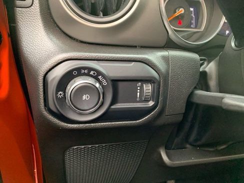 Used 2023 Jeep Wrangler Unlimited Sport image 32