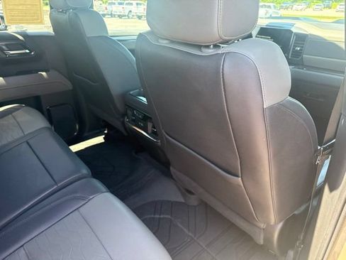 Used 2022 Chevrolet Silverado 1500 ZR2 AWD/4WD image 18