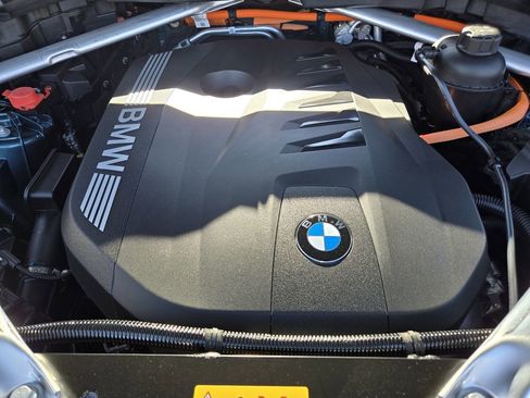 New 2026 BMW X5 xDrive50e w/ Climate Comfort Package AWD/4WD image 34