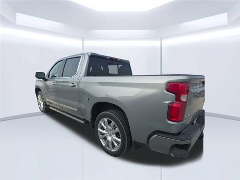 Used 2024 Chevrolet Silverado 1500 High Country AWD/4WD image 5