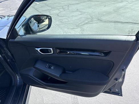 Certified 2024 Honda Civic EX image 28