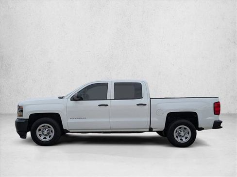Used 2018 Chevrolet Silverado 1500 W/T w/ Trailering Package image 8