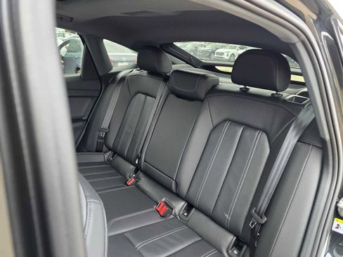 Used 2024 Audi Q4 e-tron Premium Plus image 19