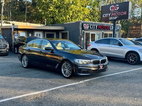 Used 2019 BMW 540i xDrive w/ Convenience Package image 1