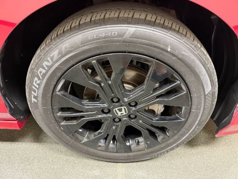 Used 2025 Honda Odyssey Sport-L image 9