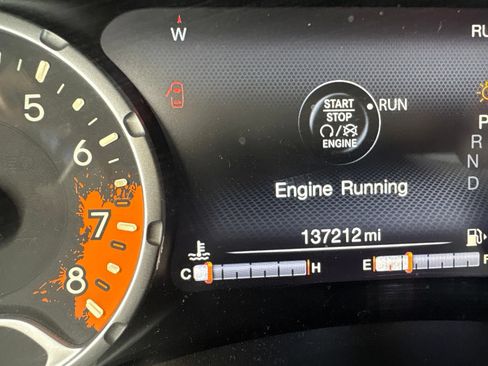 Used 2015 Jeep Renegade Limited FWD image 13