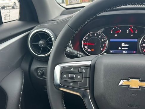 New 2025 Chevrolet Blazer LT w/ Midnight/Sport Edition image 19