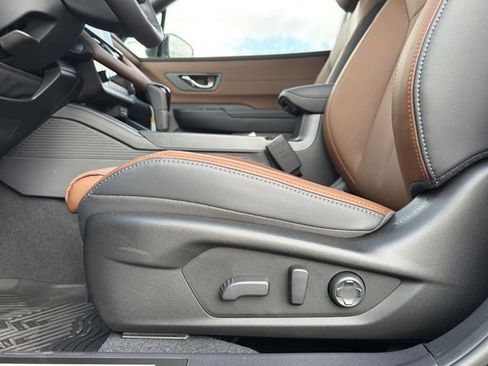 New 2026 Subaru Outback Touring image 24