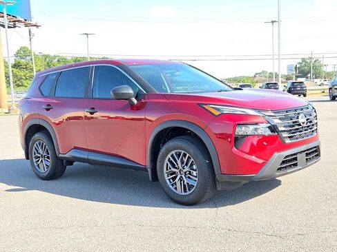 New 2026 Nissan Rogue S FWD image 5
