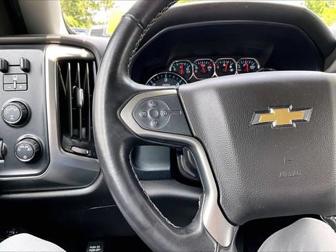 Used 2019 Chevrolet Silverado 1500 LT AWD/4WD image 12