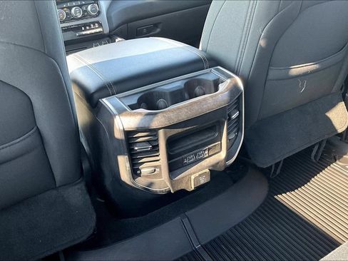Used 2019 RAM 1500 Big Horn AWD/4WD image 25