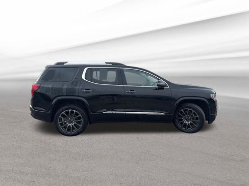 Used 2023 GMC Acadia Denali w/ Black Diamond Edition image 7