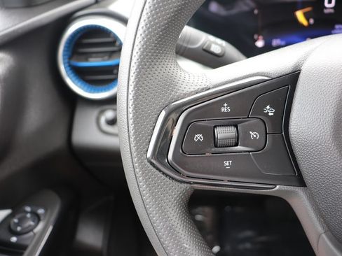 Used 2026 Chevrolet Trax LT FWD image 19