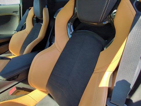 Used 2022 Chevrolet Corvette Stingray Premium Conv w/ Z51 Performance Package image 17