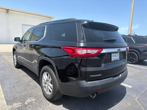 Used 2021 Chevrolet Traverse LT FWD image 6