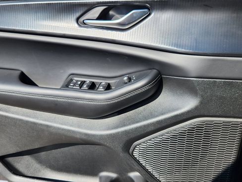 New 2025 Jeep Grand Cherokee L Altitude image 7