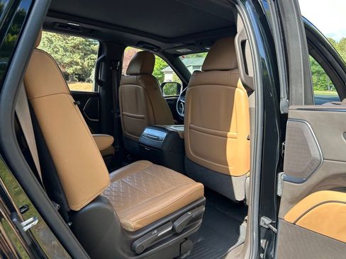 Used 2022 Cadillac Escalade Sport w/ LPO, ONYX Package RWD image 49
