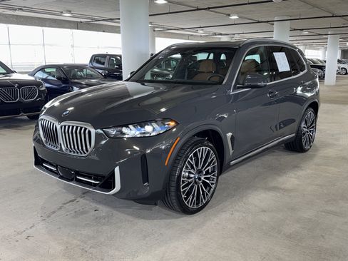 Used 2026 BMW X5 sDrive40i w/ Climate Comfort Package RWD image 4