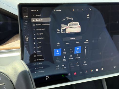 Used 2023 Tesla Model X AWD/4WD image 36