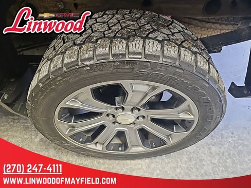 Used 2018 Chevrolet Silverado 1500 LT w/ All Star Edition image 7