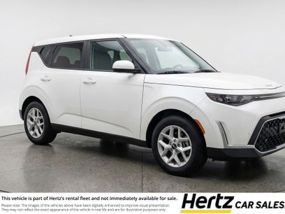 Used 2025 Kia Soul LX w/ LX Technology Package