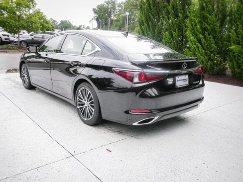 Used 2022 Lexus ES 350 w/ Premium Package FWD image 8