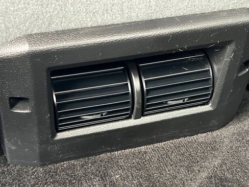 Used 2017 RAM 1500 Express image 15