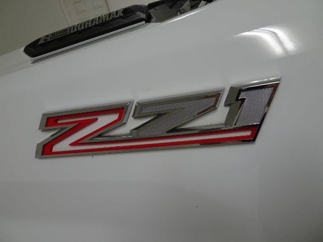 Used 2024 Chevrolet Silverado 2500 LTZ w/ LTZ Convenience Package AWD/4WD image 19