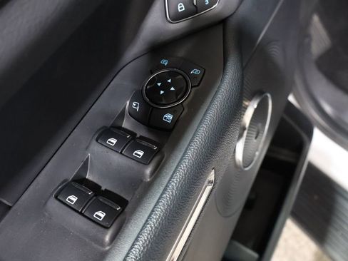 Used 2024 Ford Expedition XLT image 14