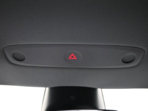 Used 2025 Tesla Model 3 Long Range image 19