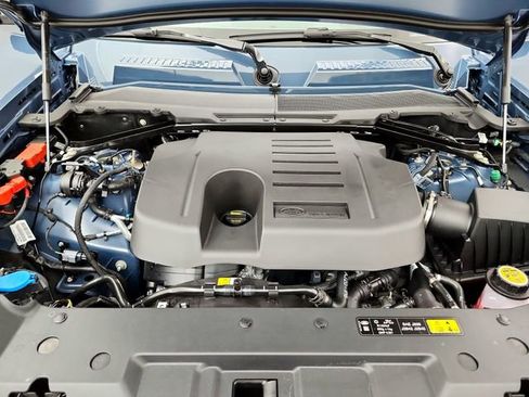 New 2026 Land Rover Defender 110 X-Dynamic SE image 31