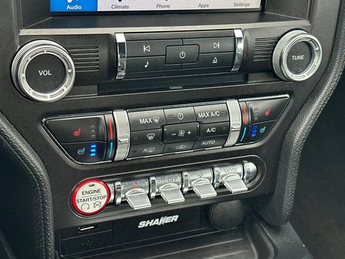 Used 2016 Ford Mustang GT Premium w/ Equipment Group 401A RWD image 23