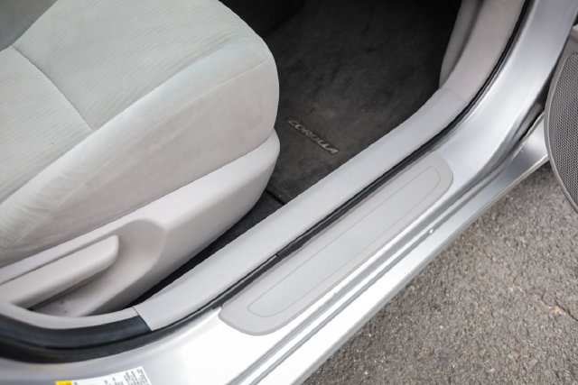 Used 2010 Toyota Corolla LE FWD image 57