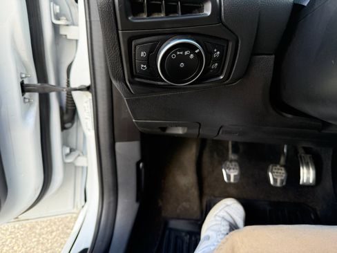 Used 2016 Ford Focus ST w/ Equipment Group 402A image 12