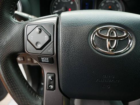 Certified 2020 Toyota Tacoma TRD Sport AWD/4WD image 29