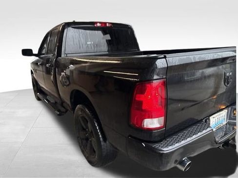 Used 2018 RAM 1500 Express w/ Black Ram 1500 Express Group AWD/4WD image 6