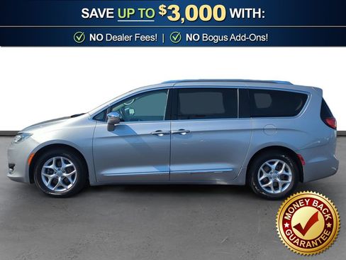 Used 2020 Chrysler Pacifica Limited image 2