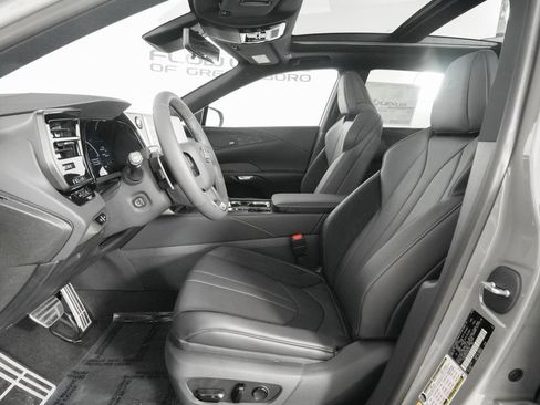 New 2026 Lexus RX 500h F Sport AWD/4WD image 8