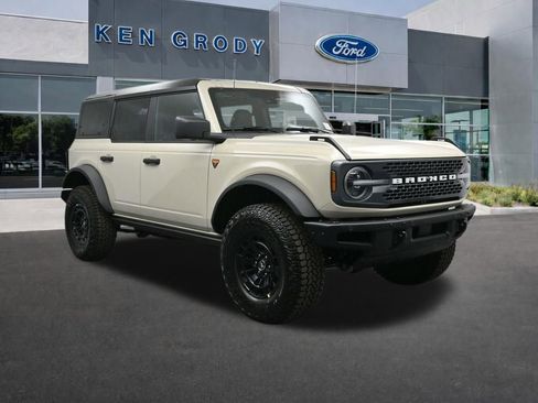 New 2026 Ford Bronco Badlands image 1