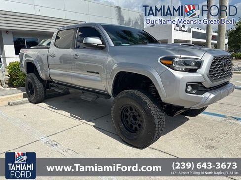 Used 2021 Toyota Tacoma TRD Sport w/ TRD Premium Sport Package AWD/4WD image 1