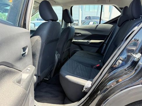 Used 2023 Nissan Kicks SV FWD image 12