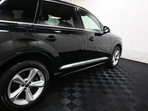 Used 2021 Audi Q7 3.0T Premium image 15