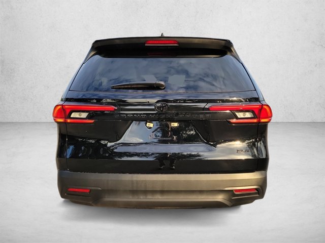Used 2026 Toyota Grand Highlander FWD image 7