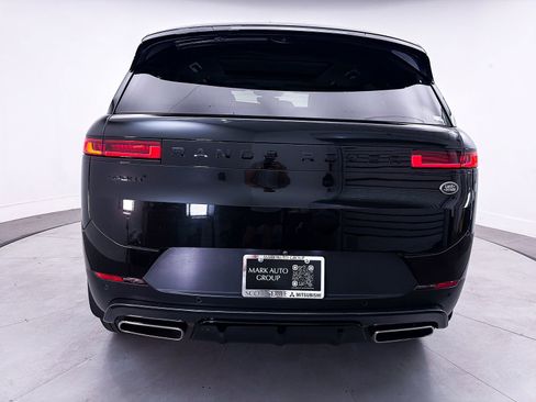 Used 2023 Land Rover Range Rover Sport SE AWD/4WD image 16