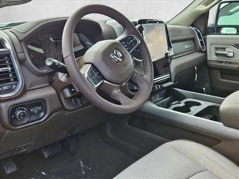New 2026 RAM 2500 Laramie AWD/4WD image 3