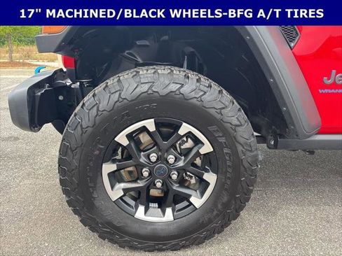 Certified 2025 Jeep Wrangler Unlimited Rubicon 4xe w/ Convenience Group AWD/4WD image 5