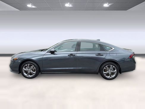 Used 2024 Honda Accord EX image 2