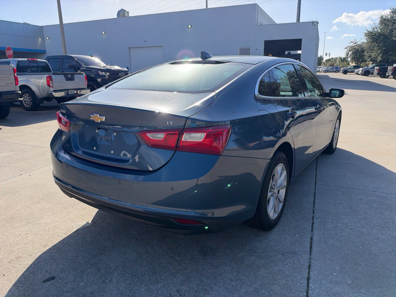 Used 2024 Chevrolet Malibu LT FWD image 5
