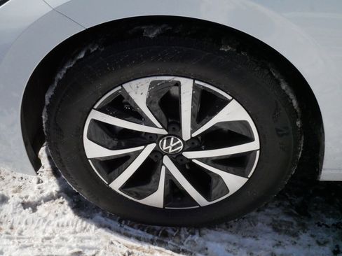 Certified 2023 Volkswagen Jetta S image 15